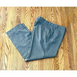 Hiltl Perfetto DAVID light brown Flat front dress pants. Size 36.